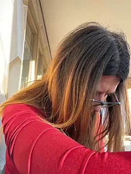 NadiraNoor online show from 10-12-25, 02:51