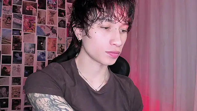 liamelf online show from 11-18-25, 05:44