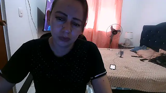 Snapshot of Chanel_87xxx chatting on 05-28-26, 08:48 Chanel 87xxx online show from 05-28-26, 08:48