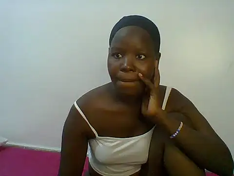 Snapshot of Creamy_Hotpussy25 chatting on 07-21-26, 01:56 Creamy Hotpussy25 online show from 07-21-26, 01:56
