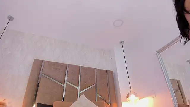 Martinaa Jones  online show from 03-23-26, 12:49