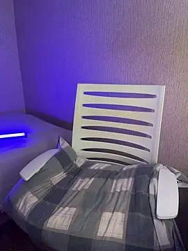 DanArant online show from 06-21-26, 04:35