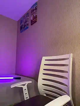 DanArant online show from 04-08-26, 05:14