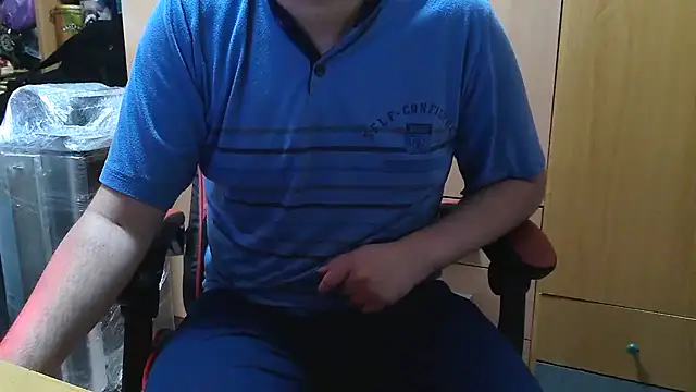 Snapshot of Javier_bear chatting on 04-24-26, 09:11 Javier bear online show from 04-24-26, 09:11