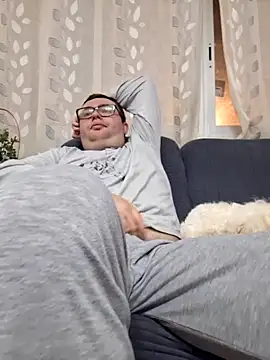 Javier bear online show from 03-20-26, 10:33