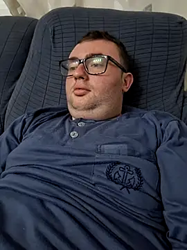 Javier bear online show from 04-04-26, 08:59