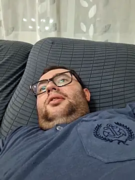 Javier bear online show from 11-17-25, 08:24