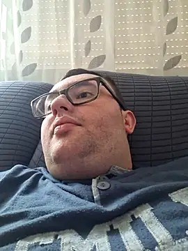 Javier bear online show from 03-18-25, 02:28