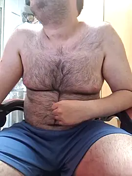 Snapshot of Javier_bear chatting on 04-29-26, 10:05 Javier bear online show from 04-29-26, 10:05