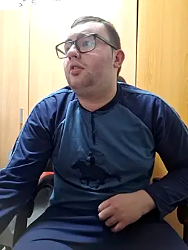 Javier bear online show from 03-19-25, 10:31
