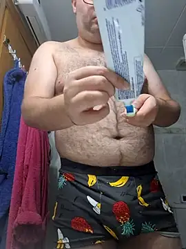 Javier bear online show from 09-21-25, 07:41