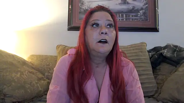 Snapshot of LexxiLeeds chatting on 10-10-25, 11:00 LexxiLeeds online show from 10-10-25, 11:00