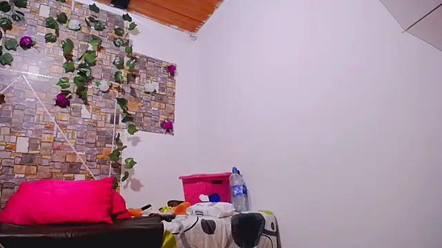 MaidenGame online show from 12-18-25, 02:10