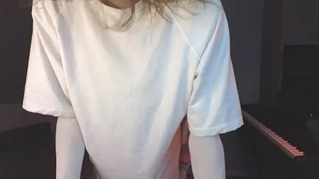 Snapshot of mollymila chatting on 01-18-25, 01:40 mollymila online show from 01-18-25, 01:40