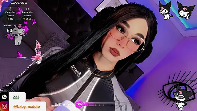 kimMaddiee online show from 10-24-25, 04:55