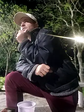 Snapshot of TusOjitosClaros69 chatting on 09-30-25, 06:30 TusOjitosClaros69 online show from 09-30-25, 06:30