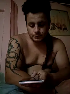 Snapshot of TusOjitosClaros69 chatting on 02-08-25, 06:01 TusOjitosClaros69 online show from 02-08-25, 06:01