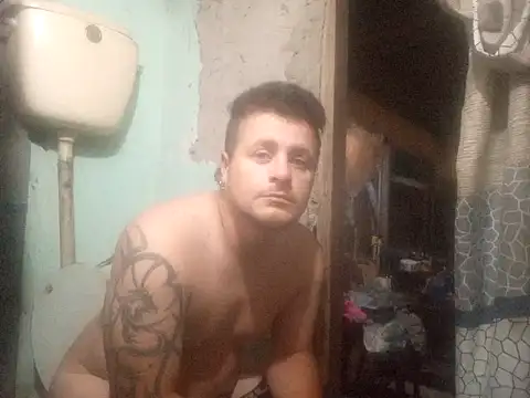 Snapshot of TusOjitosClaros69 chatting on 12-21-24, 05:03 TusOjitosClaros69 online show from 12-21-24, 05:03