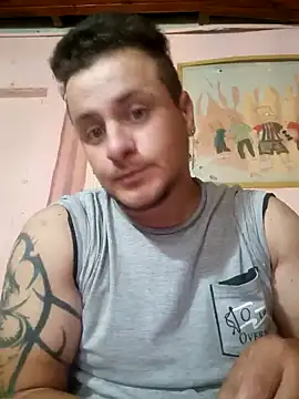 Snapshot of TusOjitosClaros69 chatting on 12-16-24, 03:11 TusOjitosClaros69 online show from 12-16-24, 03:11