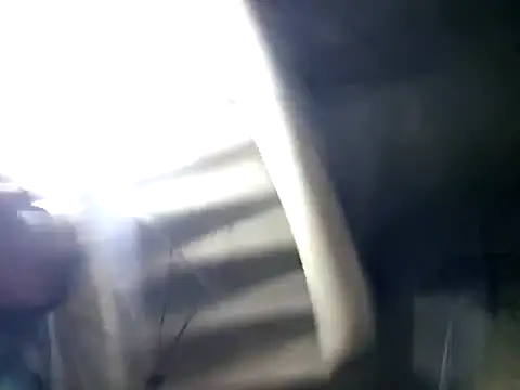 Snapshot of TusOjitosClaros69 chatting on 12-28-24, 05:02 TusOjitosClaros69 online show from 12-28-24, 05:02