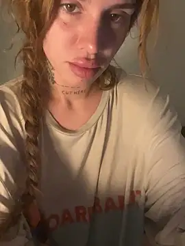 EmiliaCatalina online show from 02-24-26, 11:27