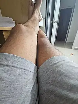 Snapshot of desi_strip_alfa chatting on 12-28-24, 07:11 desi strip alfa online show from 12-28-24, 07:11