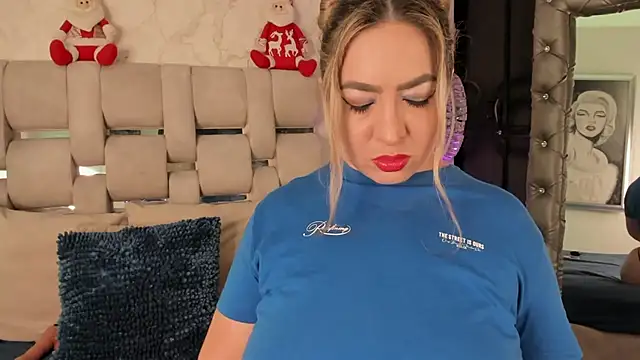 laura bassi online show from 11-30-25, 05:41