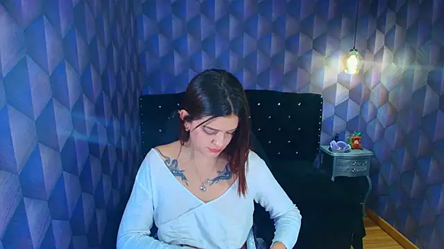 LiaHarryis online show from 07-08-26, 04:18