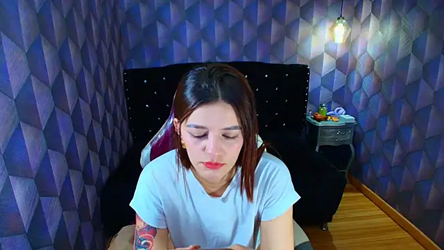 LiaHarryis online show from 06-24-26, 04:05