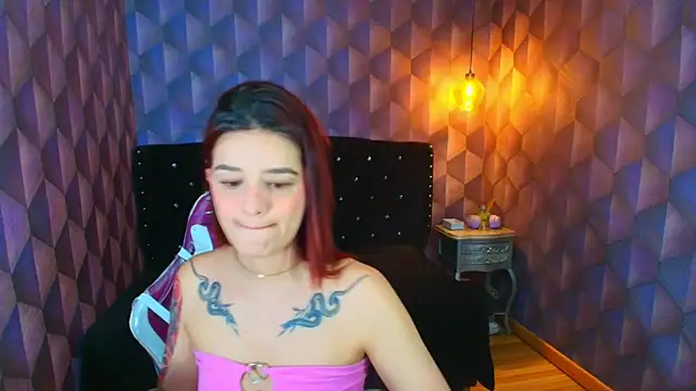 LiaHarryis online show from 11-10-25, 05:51