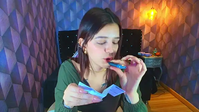 LiaHarryis online show from 03-18-26, 03:57