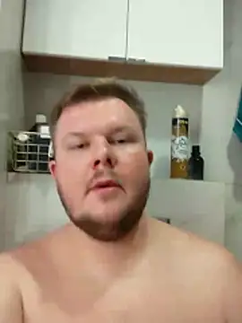 Snapshot of titovilan_PL chatting on 03-07-26, 03:46 titovilan PL online show from 03-07-26, 03:46