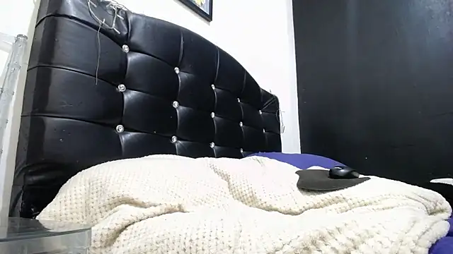 candyladyboy online show from 03-18-26, 08:43