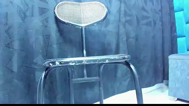 Snapshot of monsterdick_22cm chatting on 06-06-26, 11:37 monsterdick 22cm online show from 06-06-26, 11:37