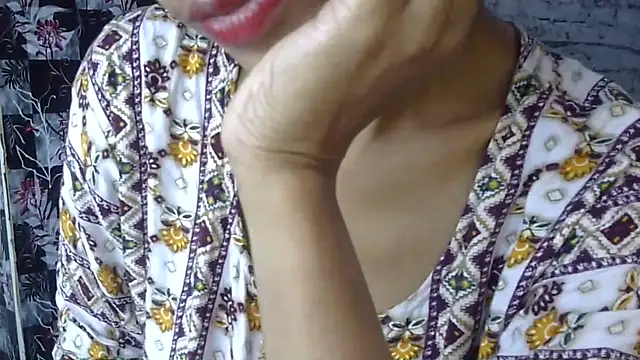 Anjali Milsi online show from 11-22-25, 04:33