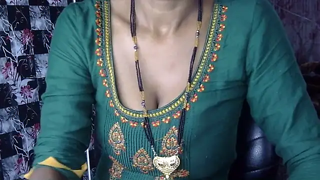 Anjali Milsi online show from 10-28-25, 03:22