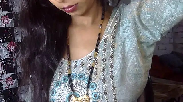 Anjali Milsi online show from 12-21-25, 05:14