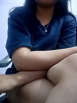 Snapshot of Harpreet_49 chatting on 03-03-25, 09:24 Harpreet 49 online show from 03-03-25, 09:24