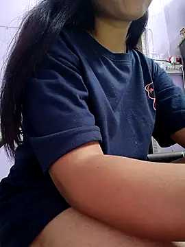 Snapshot of Harpreet_49 chatting on 10-15-25, 05:50 Harpreet 49 online show from 10-15-25, 05:50