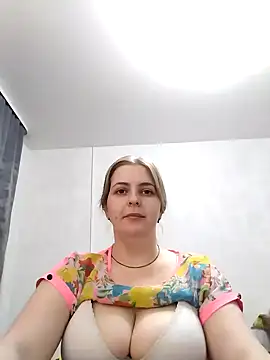 Lady nice cat online show from 03-03-25, 12:06