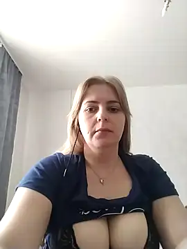 Lady nice cat online show from 03-10-25, 04:49
