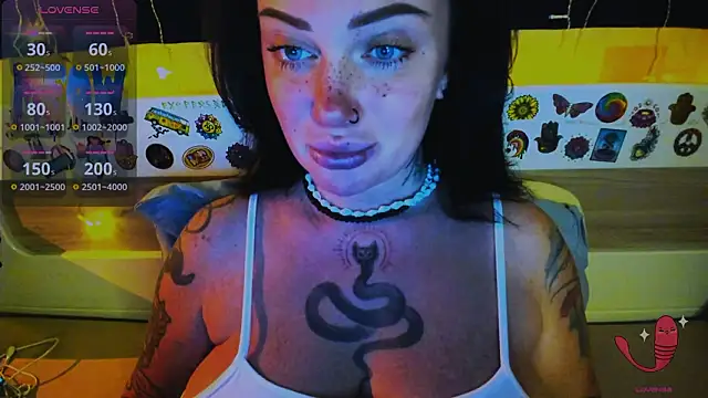 EllieOz online show from 02-11-26, 05:13