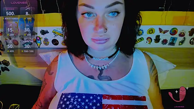 EllieOz online show from 11-28-25, 04:18