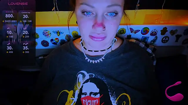 EllieOz online show from 03-19-25, 05:39