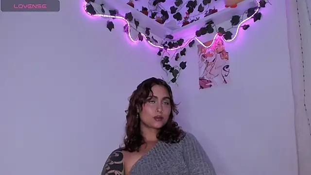 Snapshot of Violette-Ramirez01 chatting on 03-04-25, 11:11 Violette-Ramirez01 online show from 03-04-25, 11:11