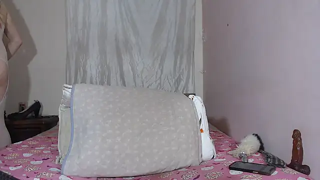Snapshot of hazisabel chatting on 07-15-26, 02:51 hazisabel online show from 07-15-26, 02:51