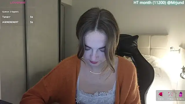 Miss Aliannaa online show from 02-24-25, 07:30