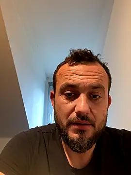 cosmin9000 online show from 10-19-25, 06:38