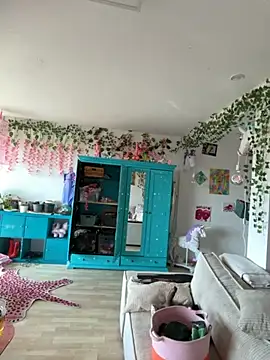 Stella-Kink online show from 03-19-26, 02:06