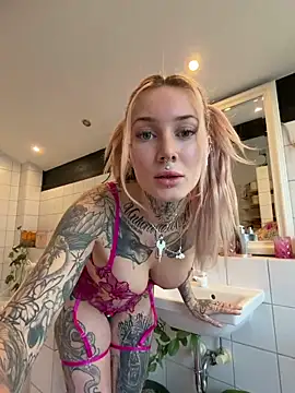 Stella-Kink online show from 02-07-26, 09:39